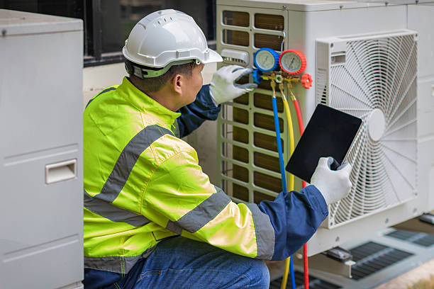 Professional Hvac technician working in Spring Glen, PA